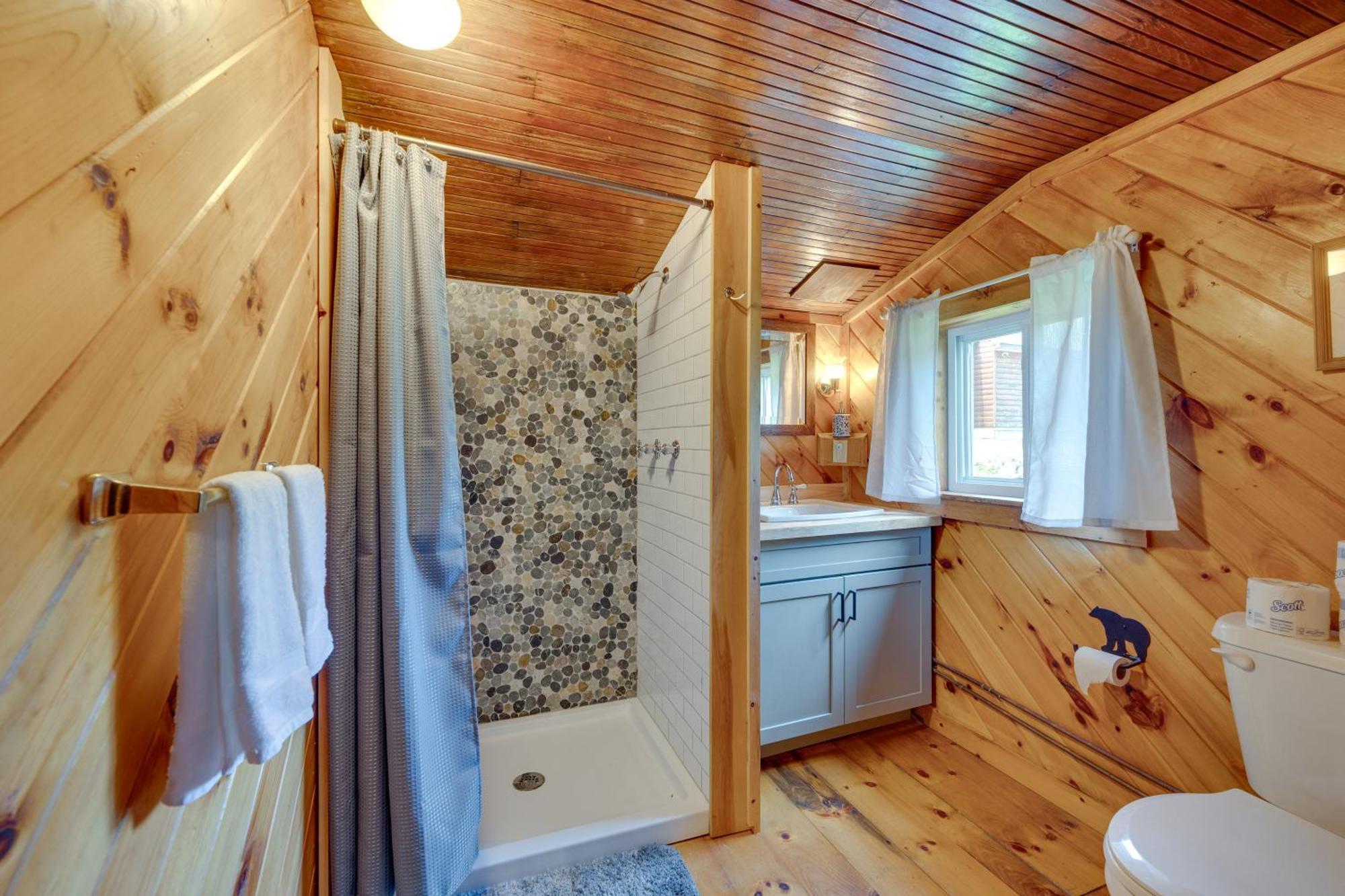 Rustic Cabin Retreat On Rangeley Lake! Dış mekan fotoğraf